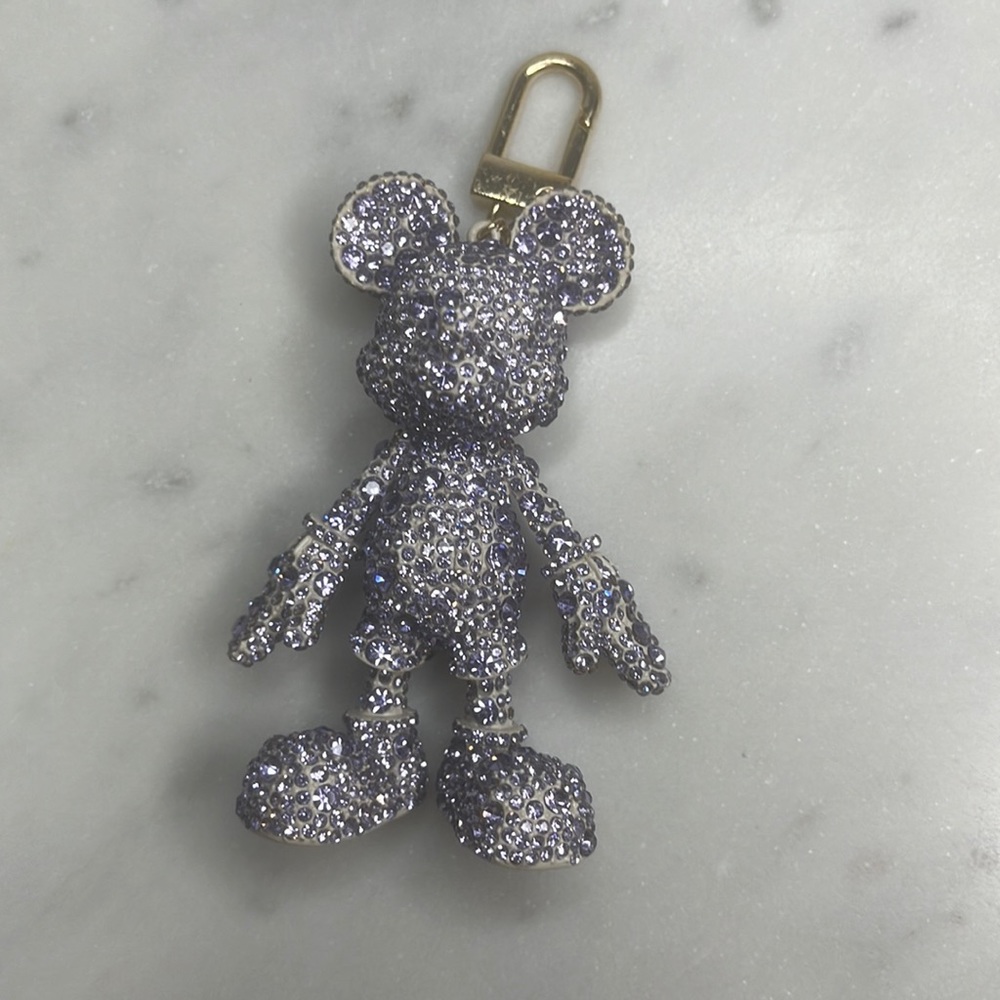 Disney x BAUBLEBAR - Mickey PURPLE 💜 crystals Jewelry  key change / bag Charm - Picture 11 of 11